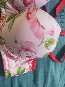 Floral Print Bra underwires 32b lightly padded