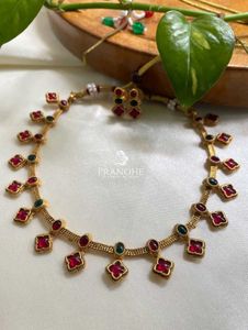 Elegant Necklace Set