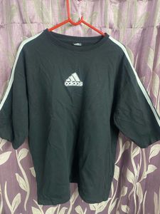 Adidas Black T-Shirt Down Shoulder