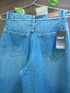 Here&#39;s A Perfect Flared/Wide Leg Jeans For You!!
