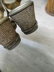 Ladies Party Wear Heel Sandals