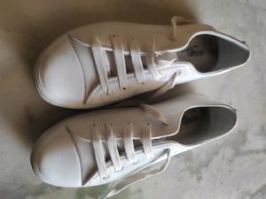 Casual Shoes For Girls
