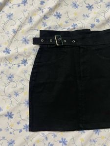 Y2k Black Belted Skirt🐈‍⬛