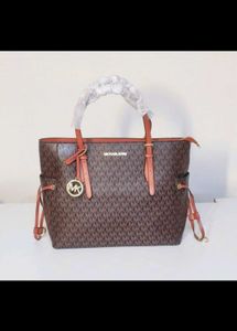 Micheal Kors Handbags