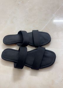 Black Flat Footwear