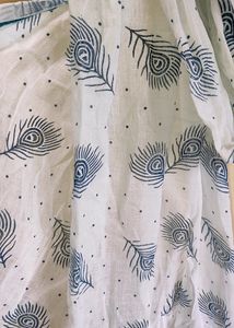 Beautiful Peacock Feather Design Pure Cotton Dupatta