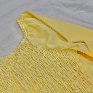 yellow sweetheart neck top