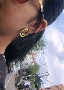 Gold Swirl Earrings anti tarnish