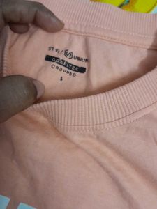 3 women tshirts s size