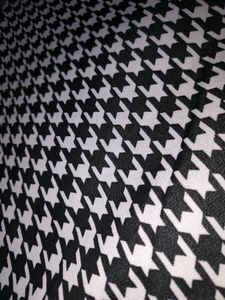 Houndstooth Print Pencil Skirt