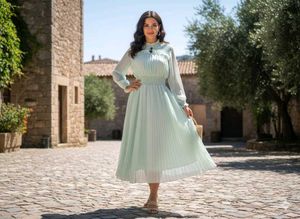 Elegant Flowing Midi Dress