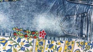 Floral Embroidered Jeans