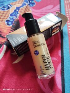 Blue Heaven Foundation &amp; Compact Powder