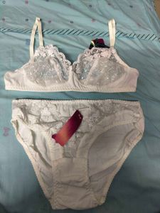 Lace Bra & Panty Set