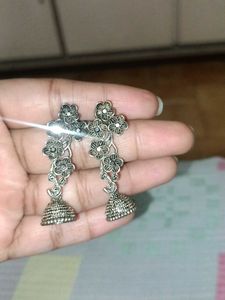 Floral Drop Earrings