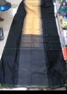 Elegant Black &amp; Gold Saree