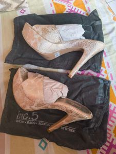 INC.5 Heels