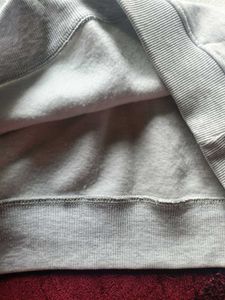 Graphic Cropped Sweatshirt