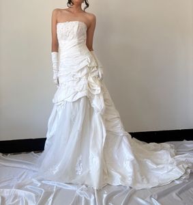 Elegant Wedding Gown
