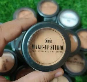 MAKE UP FOR LIFE Foundation