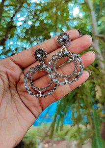 Grey Earing