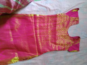Rose Colour Top