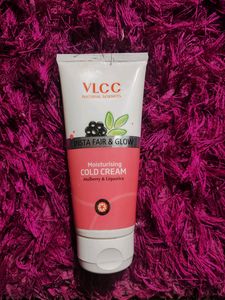 Mulberry and Liquorice Night Cream by VLCC