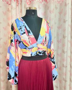 A Painter’s Palette Top