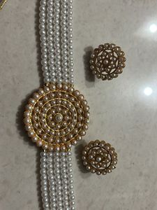 Neckless