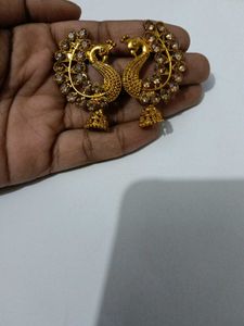 Totally New Earning Low Price Golden Colour