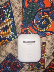 Apple AirPods