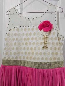Girl&#39;s Party Gown