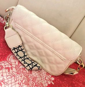 Chic Quilted Crossbody Bag