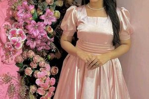 BEAUTIFUL GOWN