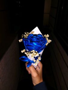 Elegant Blue Rose Bouquet