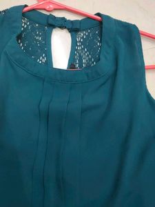 Phalto Green Beutiful Top