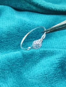 💍✨🎁Dainty Floral Diamond Ring Choice Of Queen&#39;s