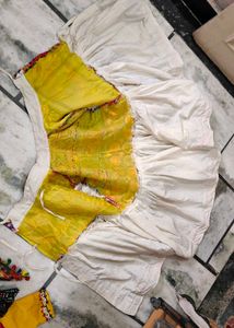 Off White Dhoti With Kurta For Navratri Festival