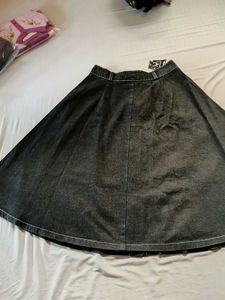 Denim umbrella cut Button-Front Skirt