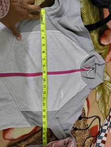 Decathlon Women Sweatshirt (M Size)