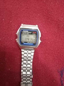 casio vintage watch in very cheap price