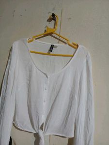 H&amp;M White Tie-Front Blouse