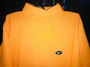 Orange Hi neck 🧣 like New