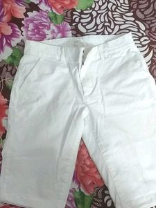 30 Rs Off....New White Branded Shorts
