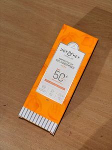 Dot&Key Mango Detan Gel Sunscreen