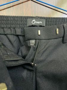 Woman’s Black Pants