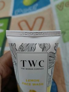 The Woman Company Lemon Face Wash