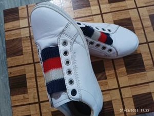 Tommy Hilfiger White Slip-On Sneakers