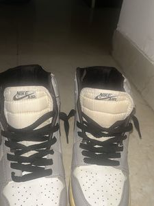 Air Jordan 1 High - Classic Style