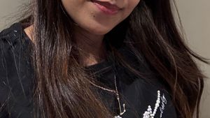 Slayy by pantaloons😍